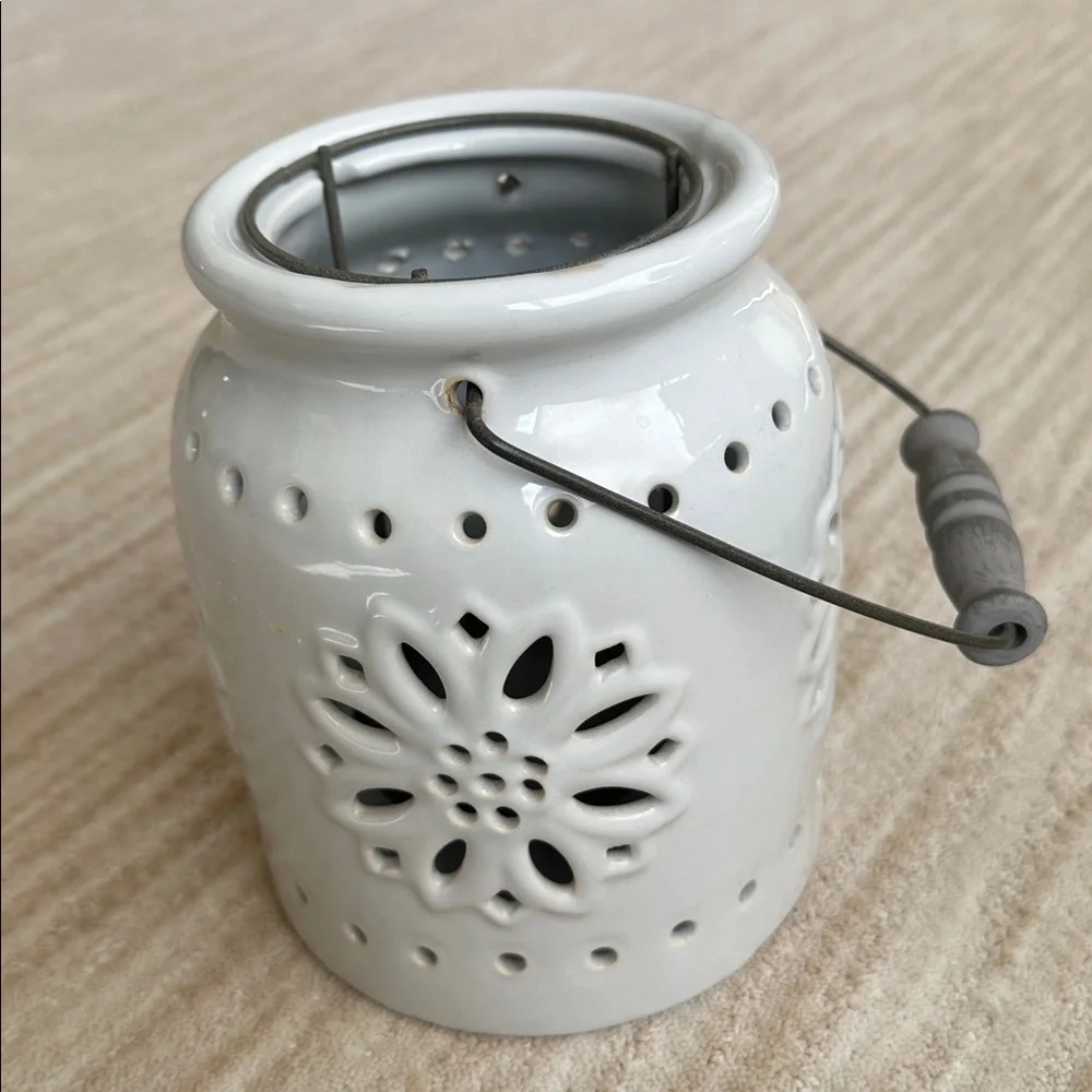 Ceramic White Lantern Flower Cutout Barrel Handle Candle Holder Insert